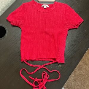 Tie-Front Ribbed Short Sleeve Tee in Bright Red
